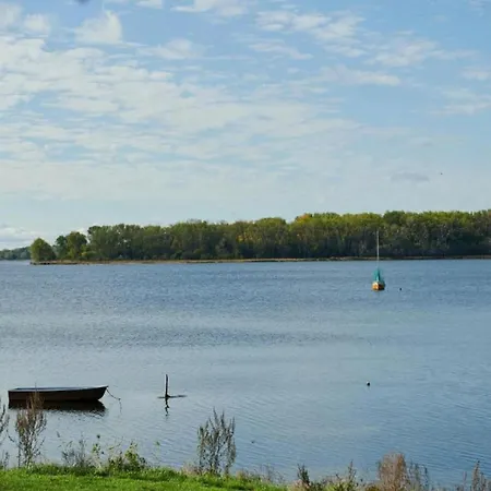 דירה In Near The Baltic Sea *